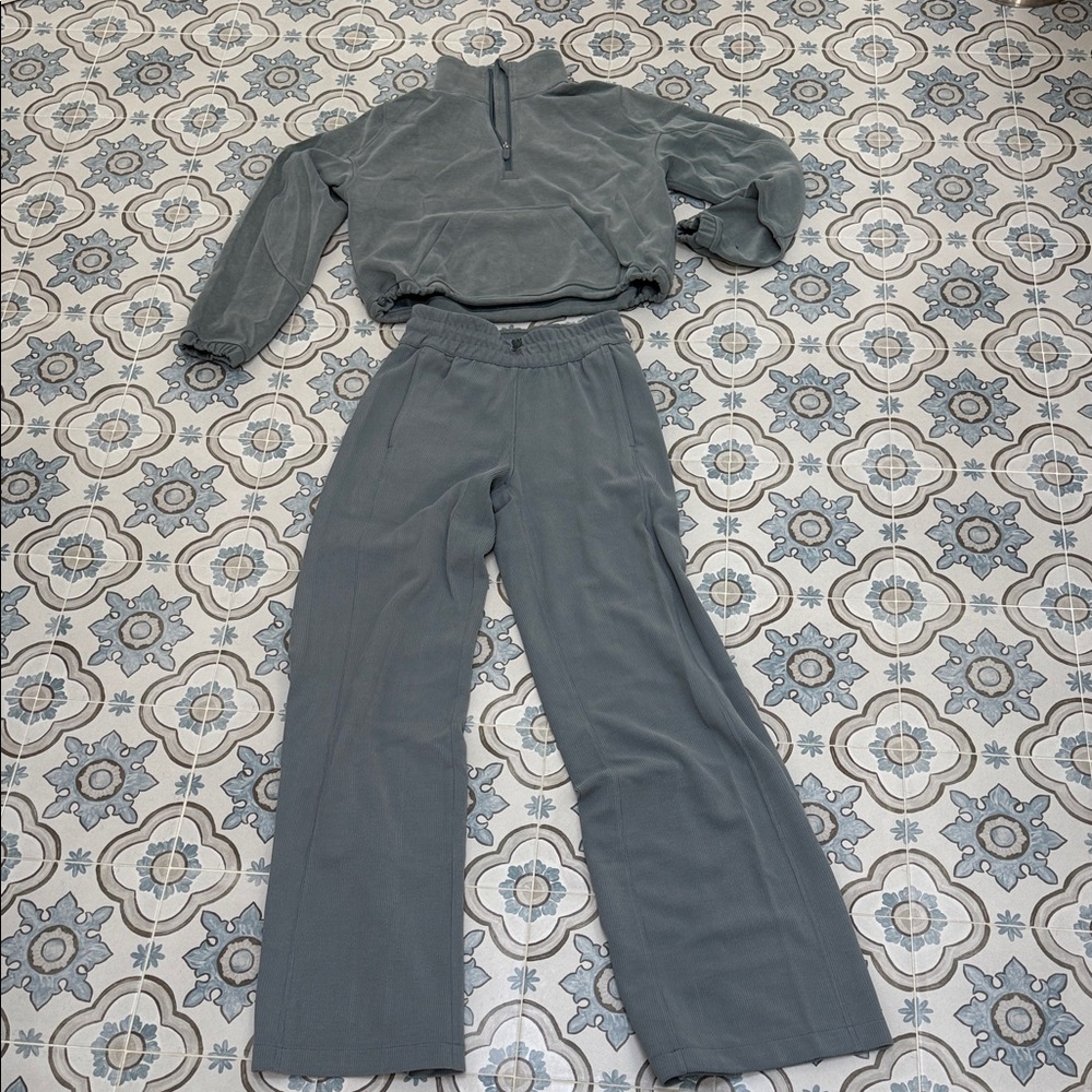 Lululemon Softstreme Gray crop half zip  & Pants -  Size 2
